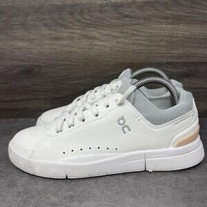 On Cloud The Roger Advantage Sneakers Womens Size 7.5 White Grey